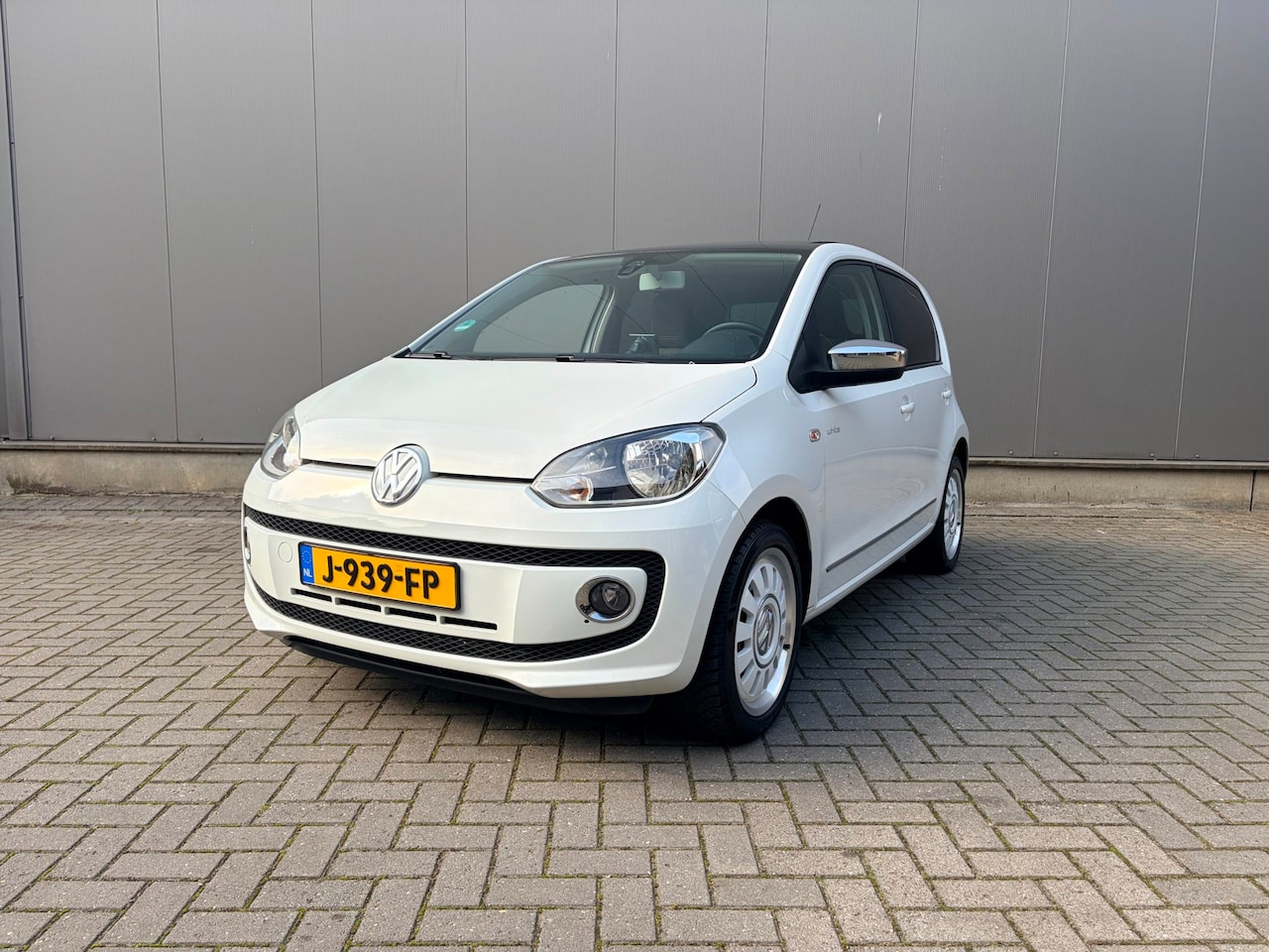 Volkswagen Up! - 1.0 White Up! BlueMotion - AutoWereld.nl