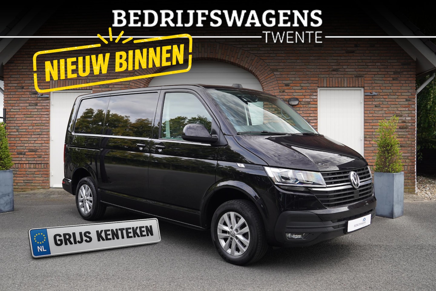 Volkswagen Transporter - T6.1 2.0 TDI 150 pk DSG 2x Schuifdeur-L1H1-Clima-KLEP Apple Carplay, Cruise Control, 16" L - AutoWereld.nl
