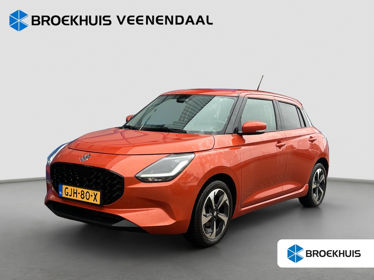 Suzuki Swift - 1.2 Style Smart Hybrid | Camera | Stoelverwarming | Apple Carplay | Cruise Control - AutoWereld.nl