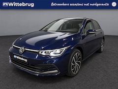 Volkswagen Golf - 1.4 eHybrid 204pk Style DSG Automaat Memory / Camera / LED koplampen / 17" LMV / Navigatie