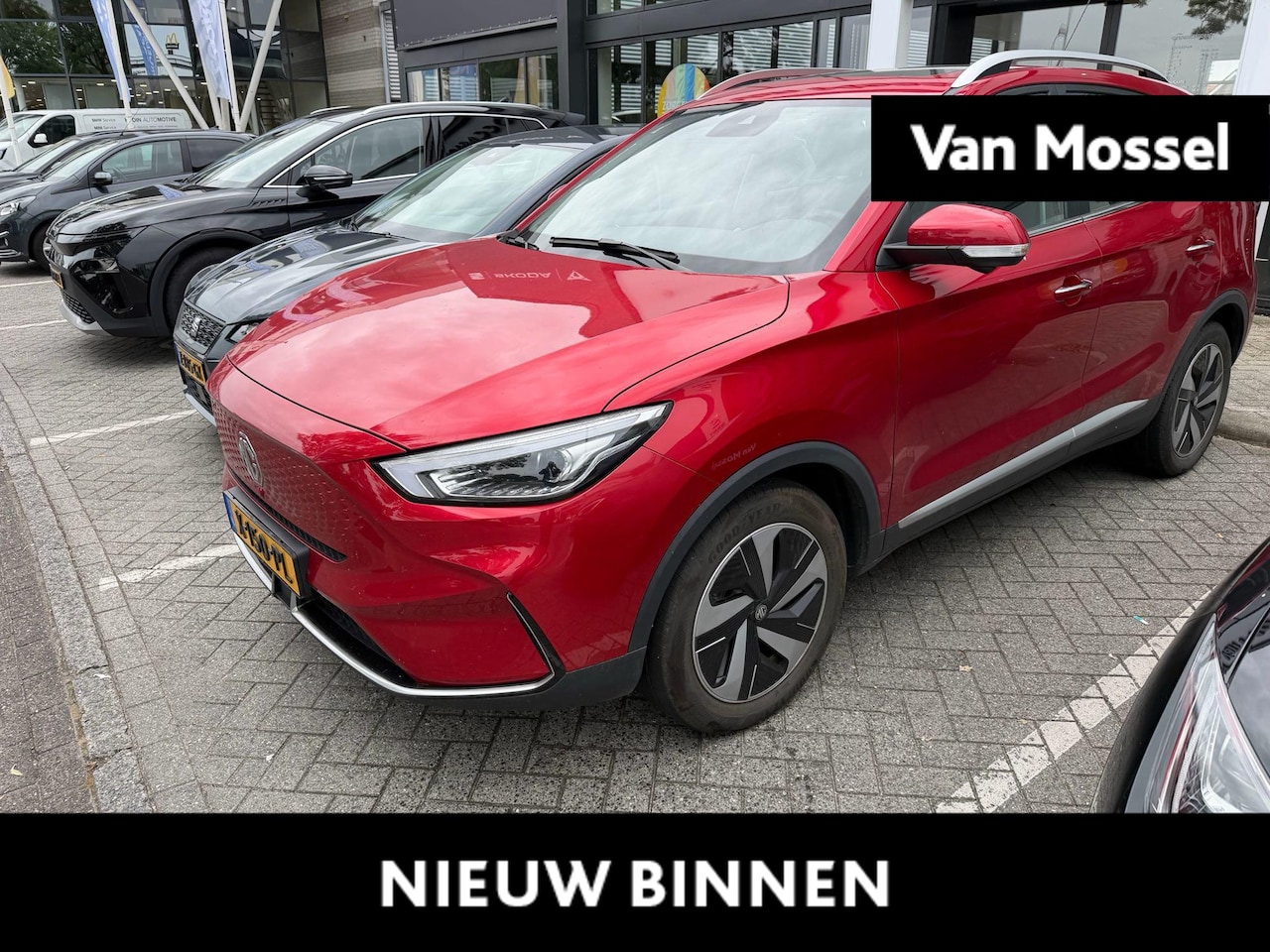 MG MG ZS EV - EV Long Range Luxury 70 kWh - AutoWereld.nl