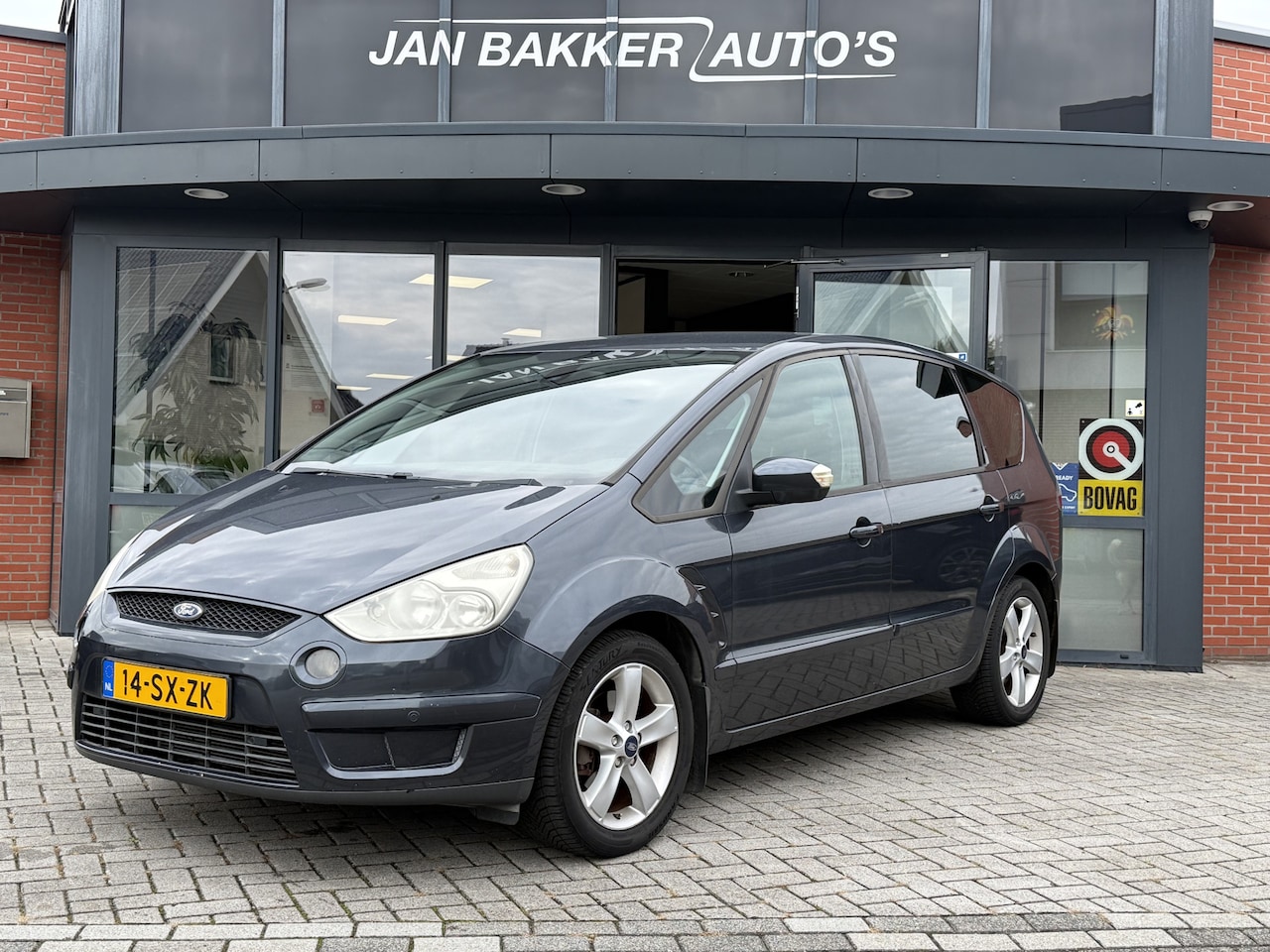 Ford S-Max - 2.0-16V 17 inch  All Season banden  Airco  Cruise - AutoWereld.nl
