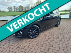 MINI Cooper - 1.5 Chili Serious Business Clima Navi Cruise PDC Stoelverwarming