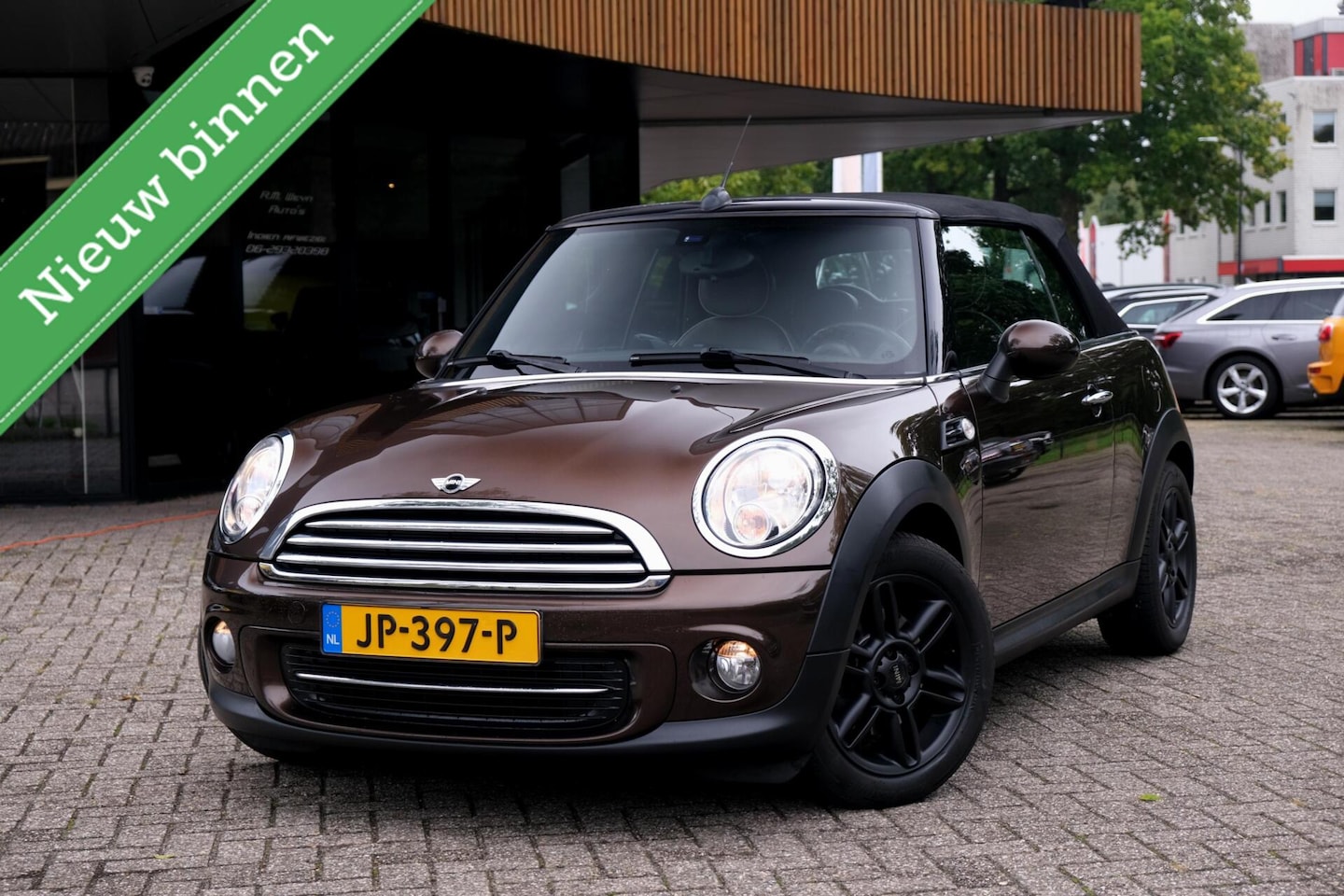 MINI Cabrio - 1.6 Cooper Chili|Rijklaar!|Stoelverwarming|Leder|Windscherm|Bluettoh|Navi|Cruise - AutoWereld.nl