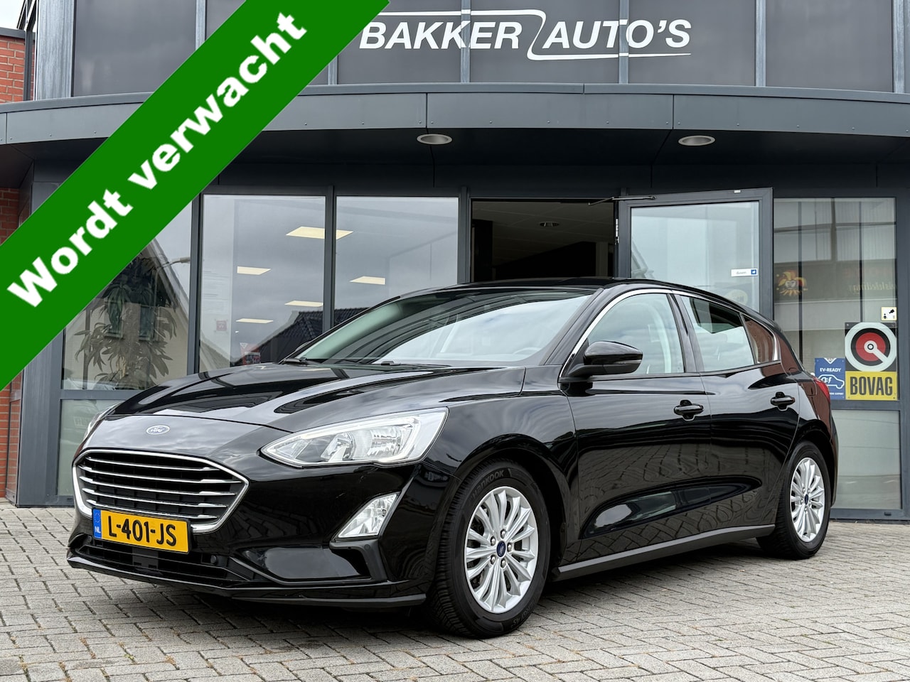 Ford Focus - 1.0 EcoBoost Titanium Business Automaat CarPlay/ Android Auto Trekhaak - AutoWereld.nl