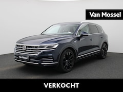 Volkswagen Touareg - 3.0 TSi eHybrid 4MOTION Elegance 381 PK| Dealeronderhouden | Luchtvering | Panoramadak | L