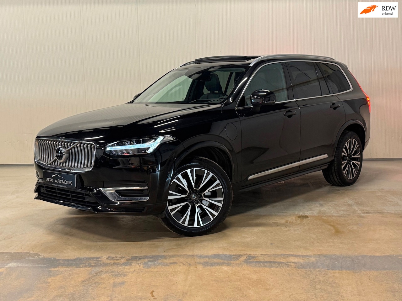 Volvo XC90 - 2.0 T8 Recharge AWD R-Design 7 Pers. | PANO | 360 CAMERA | HUD | HARMAN KARDON - AutoWereld.nl
