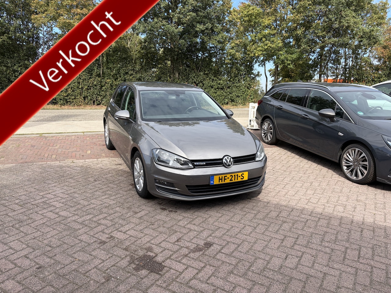 Volkswagen Golf - 1.0 TSI Comfortline CLIMA CRUISE NAVI PDC V+A - AutoWereld.nl