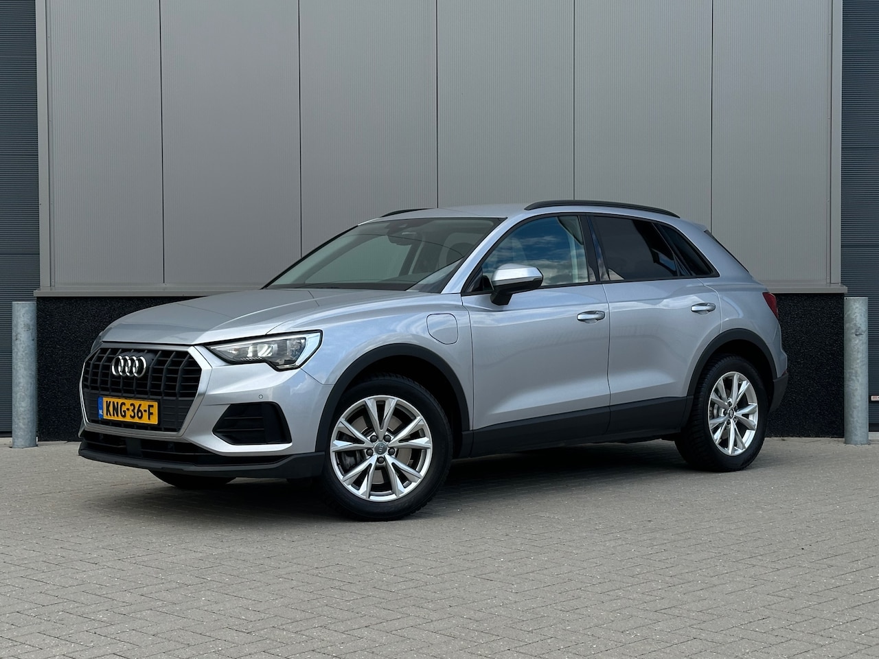 Audi Q3 - 45 TFSI e |ACC|TREKHAAK|STOELVERWARMING - AutoWereld.nl