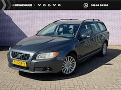 Volvo V70 - 2.5T Summum | Trekhaak | Stoelverwarming | Cruise Control | Climate Control | Roof Rails |