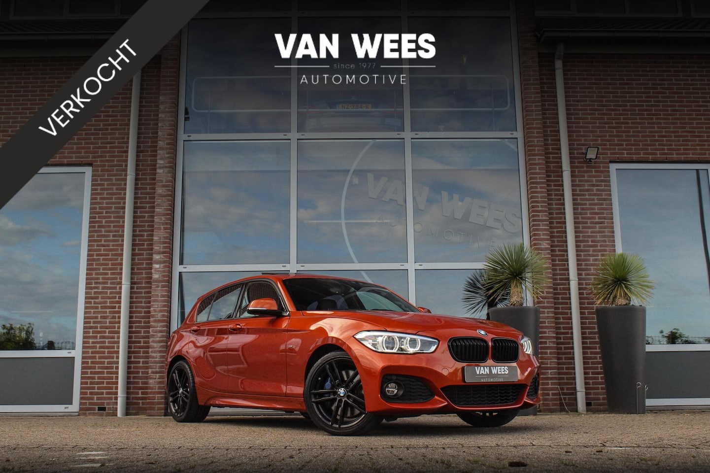 BMW 1-serie - 120i Edition M Sport Shadow High Executive | Dealer onderhouden | NL auto | HiFi audio | D - AutoWereld.nl