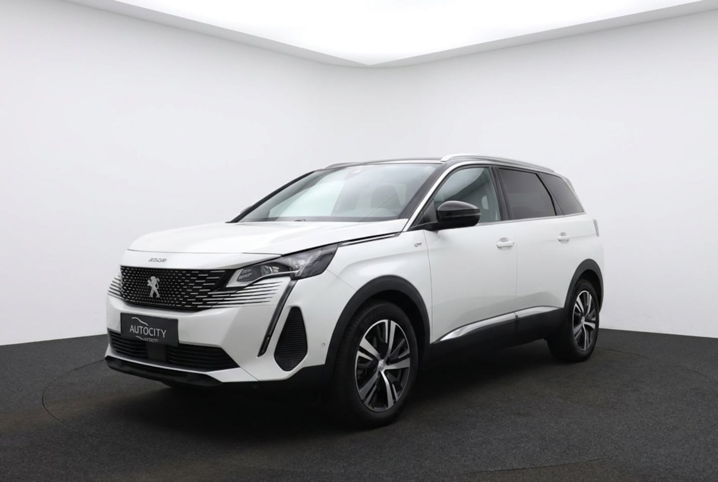 Peugeot 5008 - 1.2 Hybrid 145 GT 7 persoons | Massagestoelen | Memory | Stoelverwarming - AutoWereld.nl