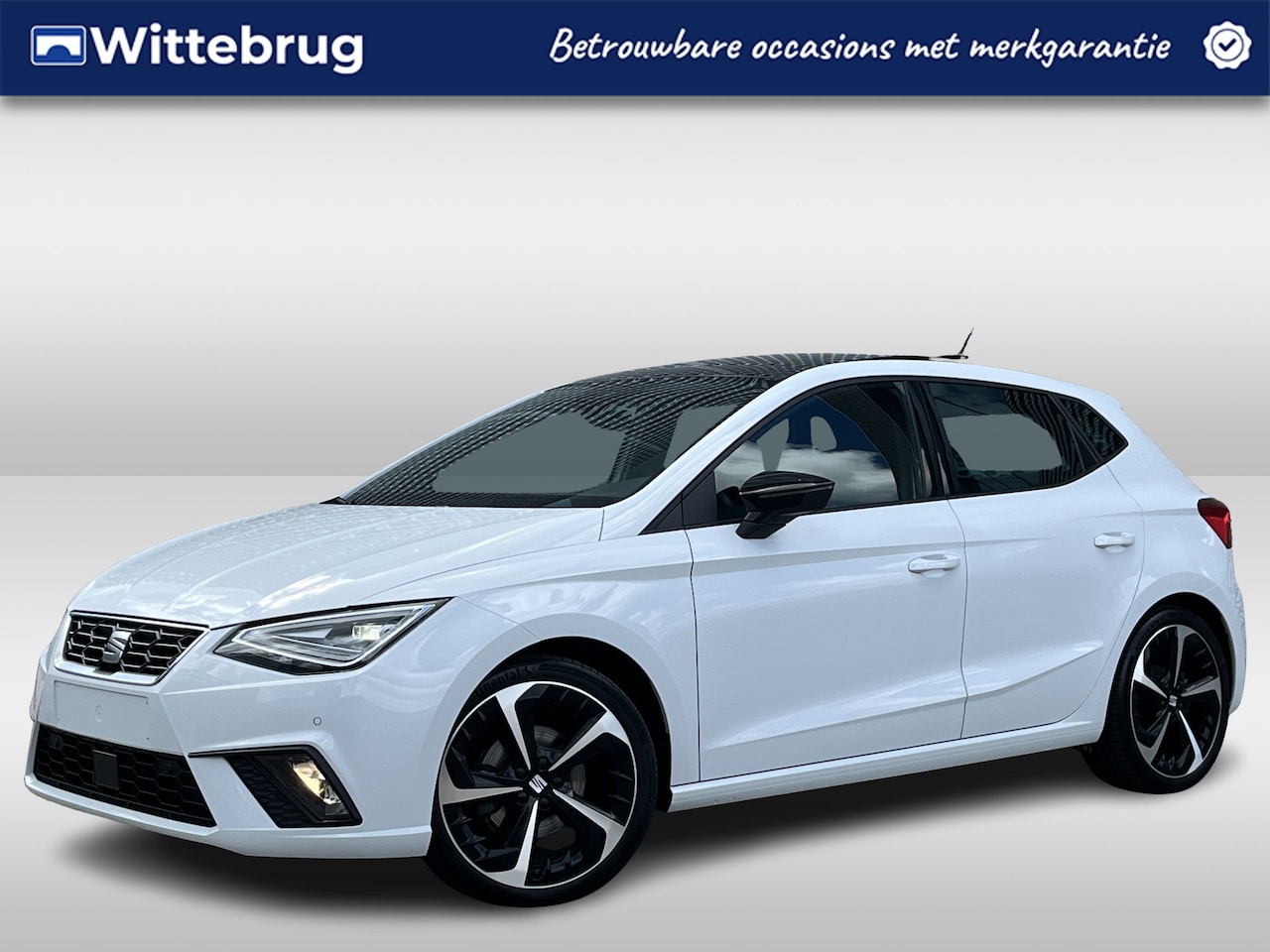 SEAT Ibiza - 1.0 TSI FR / Panoramadak / Digitale Cockpit / LED / Achteruitrijcamera / Stoelverwarming * - AutoWereld.nl