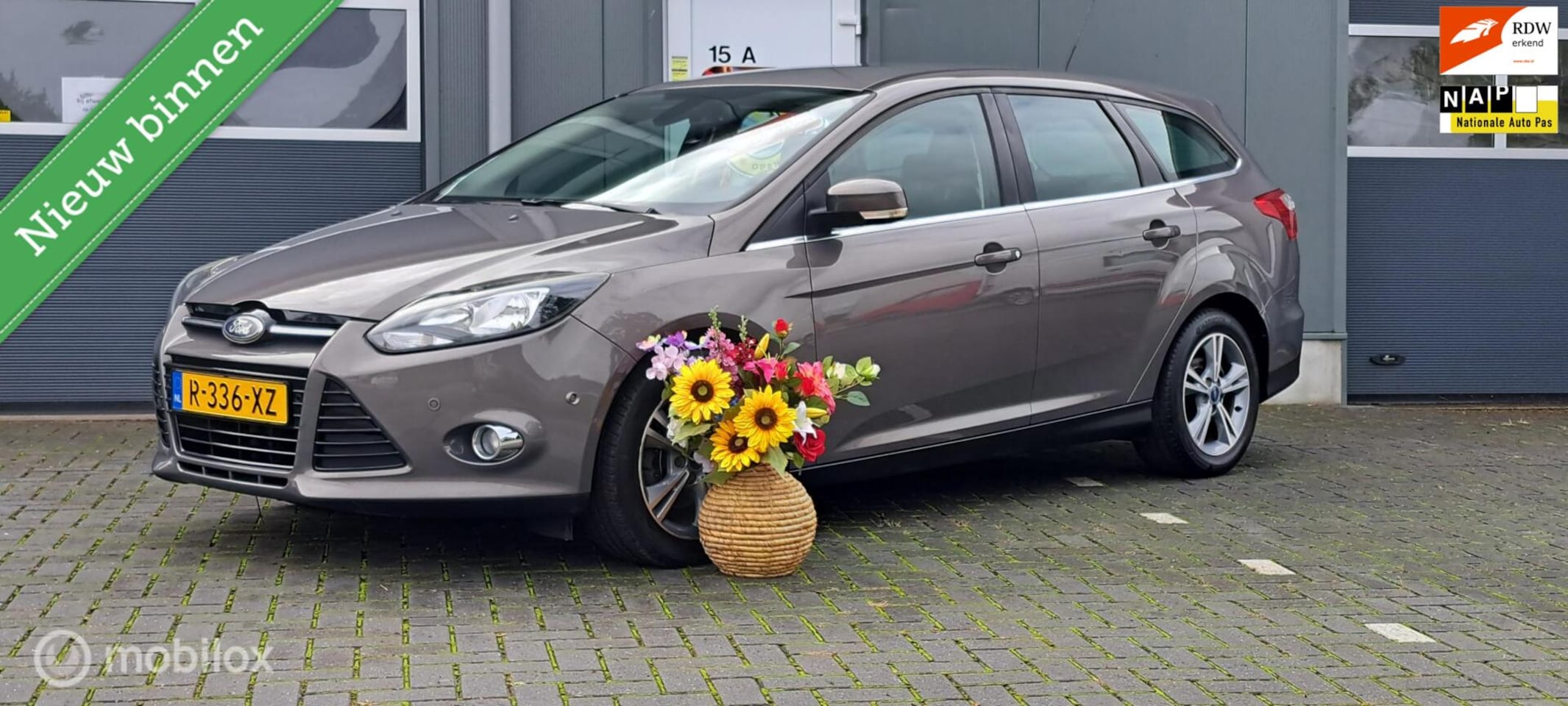Ford Focus Wagon - 1.0 EcoBoost Titanium 1.0 EcoBoost Titanium - AutoWereld.nl