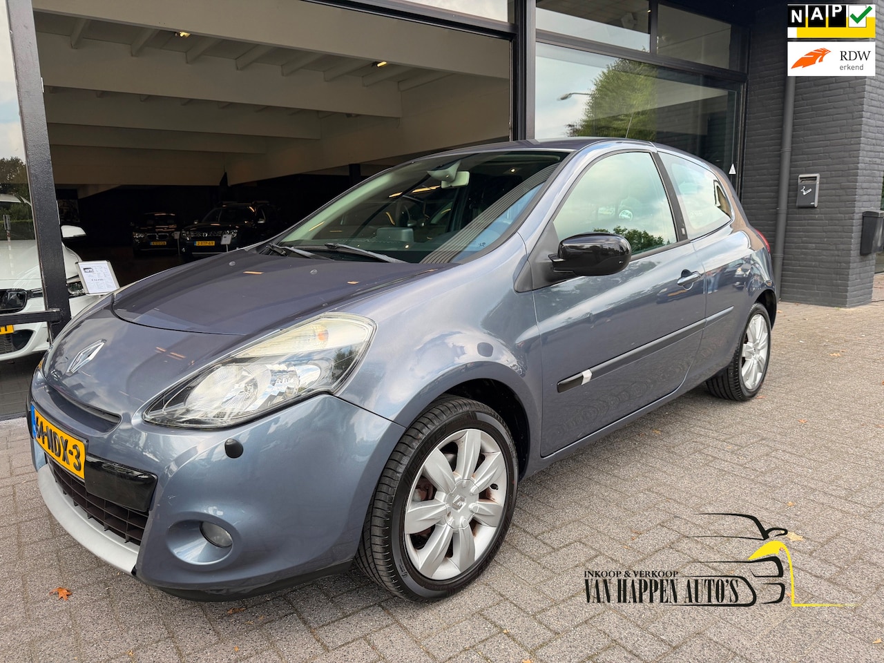 Renault Clio - 1.6 20th Anniversary / Automaat - AutoWereld.nl