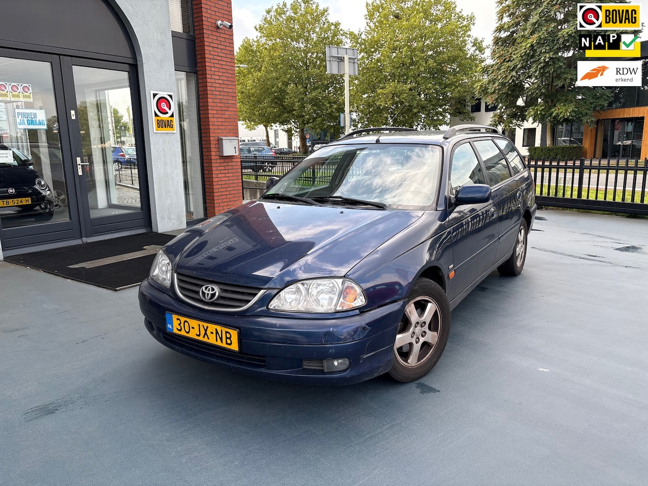 Toyota Avensis Wagon - 1.8-16V Linea Luna AIRCO EXPORT - AutoWereld.nl