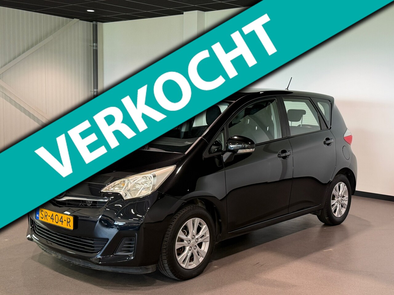 Toyota Verso S - 1.3 VVT-i Comfort Airco|Trekhaak| - AutoWereld.nl