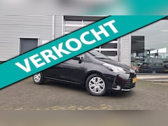 Toyota Yaris - 1.5 VVT-i Active/Navigatie/Camera/Ecc/Nl Auto/