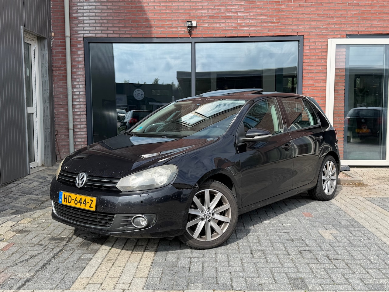 Volkswagen Golf - 1.8 TSI Comfortline | 08-2027 APK | Pano | Clima | Cruise | Navi | Stoelverwarming | PDC | - AutoWereld.nl