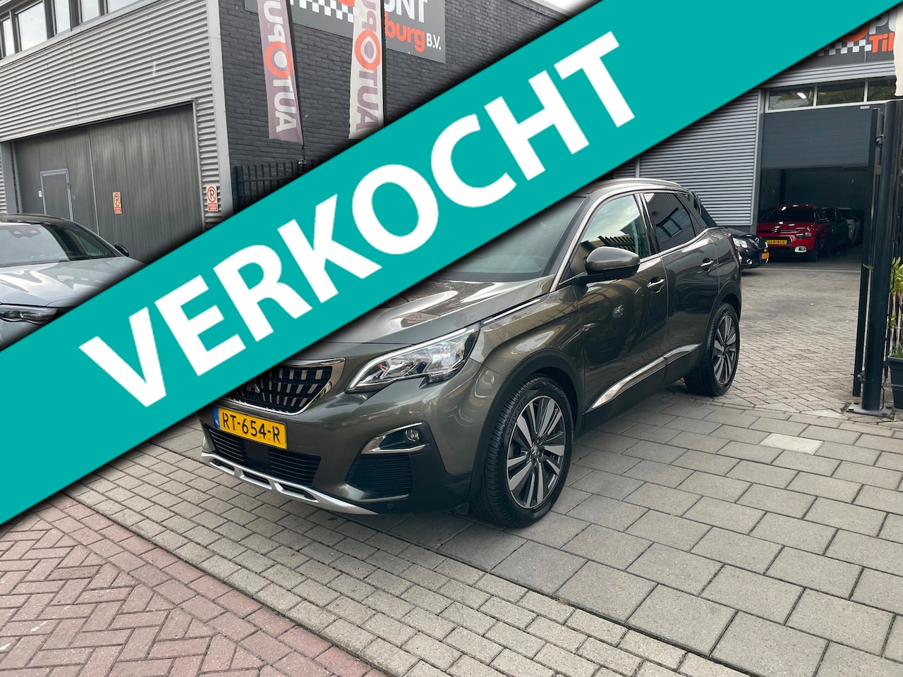 Peugeot 3008 - 1.2 PureTech Blue Lease Premium 2e Eig! Airco NAP APK - AutoWereld.nl