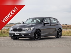 BMW 1-serie - 116i Business+ AUTOMAAT / CRUISE CONTROLE / BLACK LINE / AIRCO / CARPLAY / URBAN