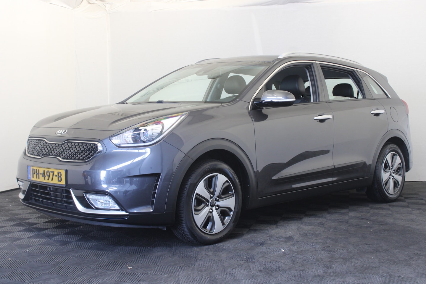 Kia Niro - 1.6 GDi Hybrid First Edition 1.6 GDi Hybrid First Edition - AutoWereld.nl