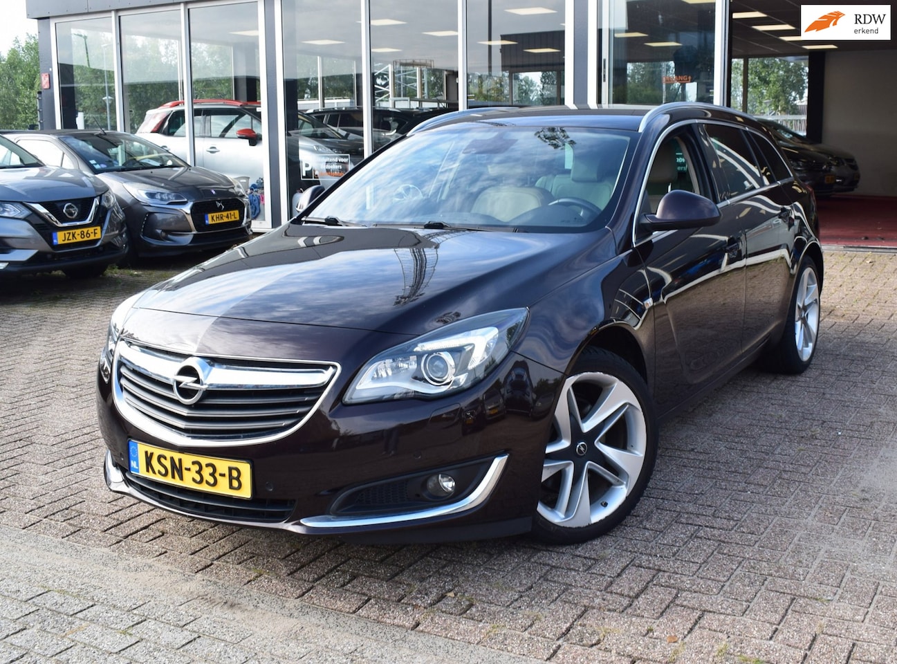 Opel Insignia Sports Tourer - 1.6 T Innovation | NAVIGATIE | CLIMATE CONTROL | CRUISE CONTROL | ACHTERUIT RIJ CAMERA STU - AutoWereld.nl