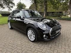 MINI 5-Deurs - 1.5 Cooper Chili. Panorama, Led, Navi, Half leer, Facelift Zeer mooi
