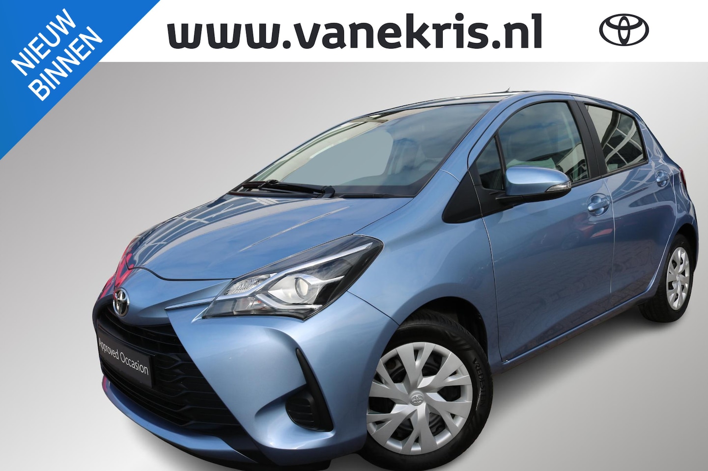 Toyota Yaris - 1.5 VVT-i Aspiration Navigatie, Cruise controle, Achteruitrijcamera - AutoWereld.nl