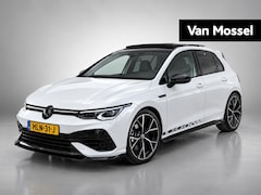 Volkswagen Golf - 1.5 eTSI R-Line Business | Automaat | Panoramadak | 19 Inch Velgen | Black Style | Stoel/