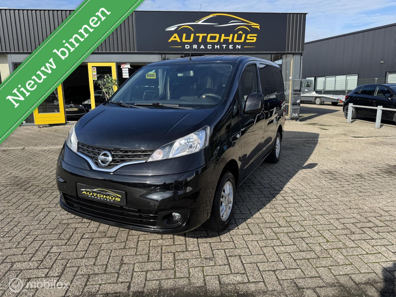 Nissan Evalia - nissan-evalia-nv-200-airco-ketless-go-camera-7-pers 99840 km nv200 - AutoWereld.nl