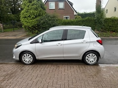 Toyota Yaris - 1.0 VVT-I Style/cruise control/camera/navigatie/airco