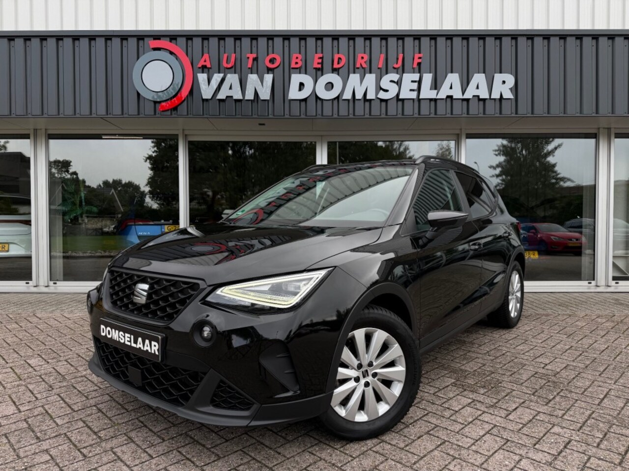 SEAT Arona - 1.0 TSI Style Business Intense - Carplay JBL Audio Alcantra bekleding - AutoWereld.nl