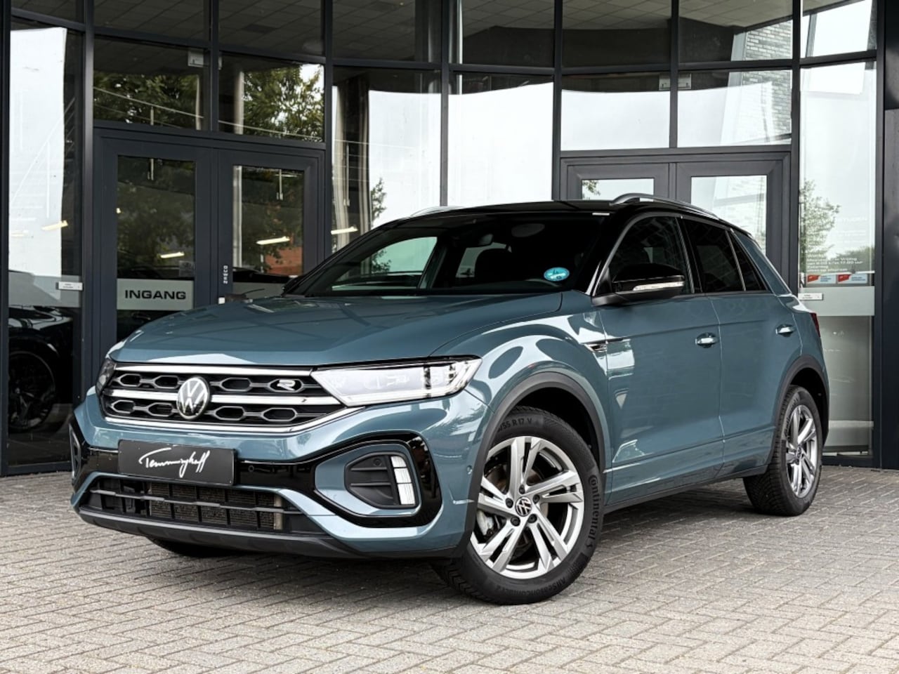 Volkswagen T-Roc - 1.5 TSi DSG R-LINE - AFN. TREKH. - CAMERA - IQ - AutoWereld.nl