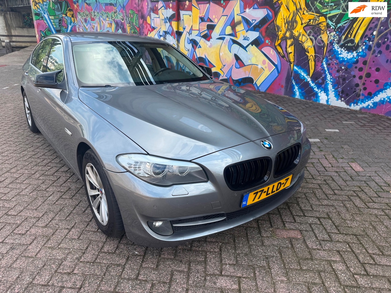BMW 5-serie - 523i High Executive automaat leer navigatie goed onderhouden rijden als nieuw nette mooie - AutoWereld.nl