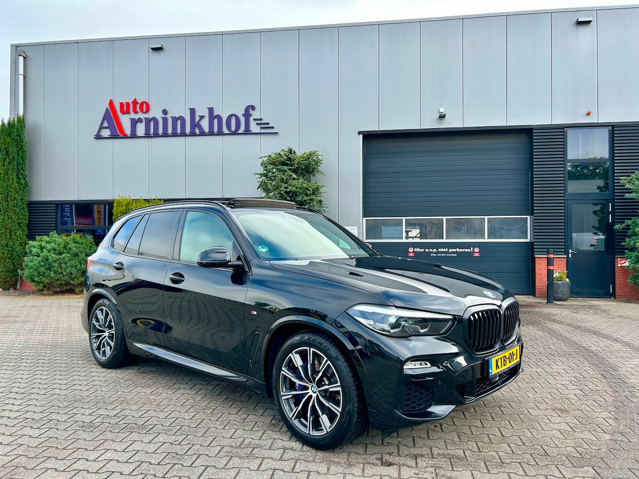 BMW X5 - XDrive45e M-Sport, Pano. el. achterklep, camera, el. trekhaak - AutoWereld.nl