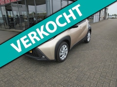 Toyota Aygo X - 1.0 VVT-i S-CVT Envy