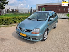 Nissan Almera Tino - 1.8 Luxury AIRCO 1EIG 53.000 NAP