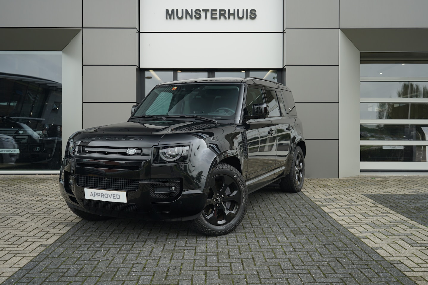 Land Rover Defender 110 - 2.0 P400e 110 XS Edition | Elektrische trekhaak | Koelvak | - AutoWereld.nl