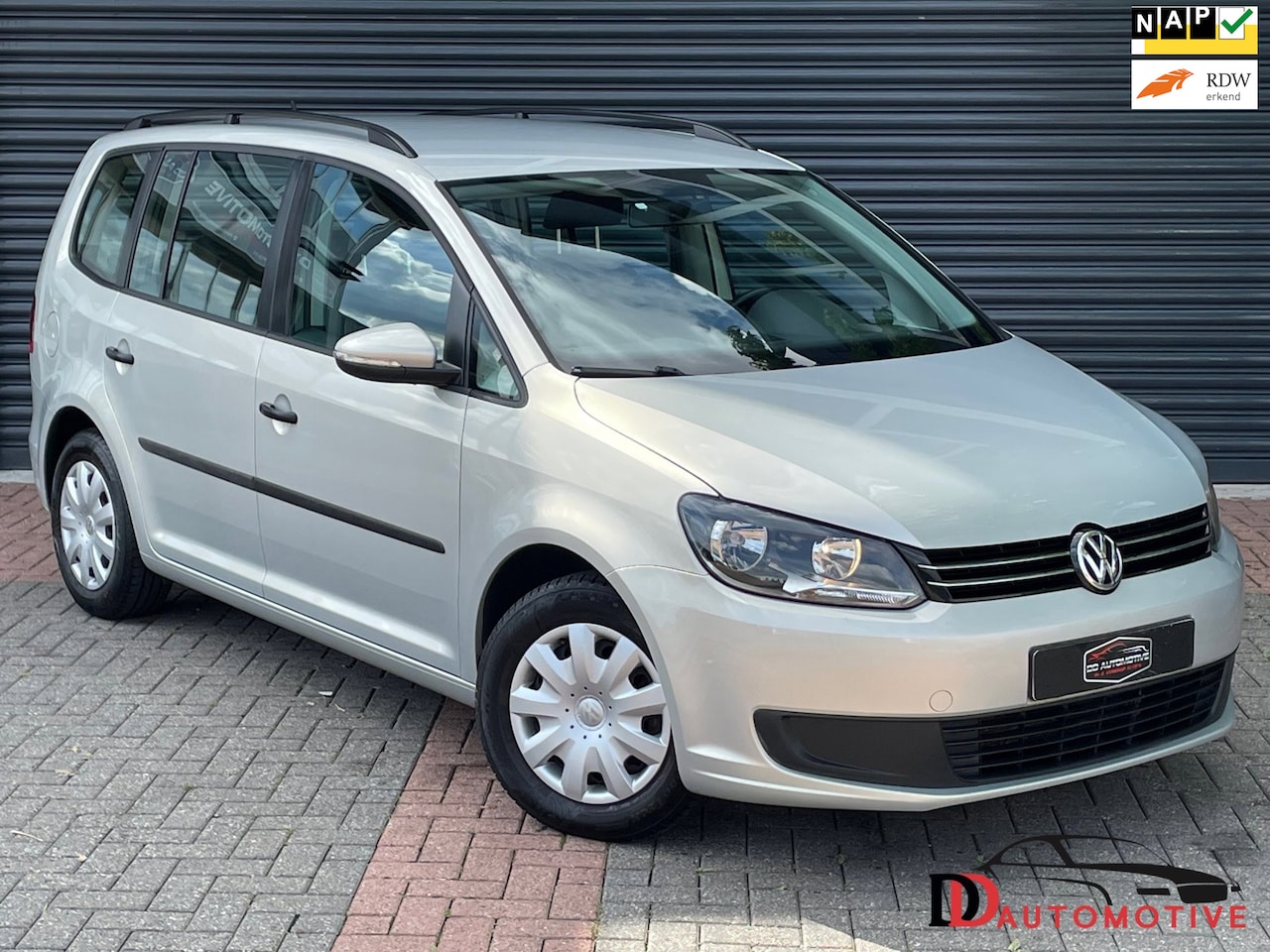 Volkswagen Touran - 1.2 TSI Trendline Bluemotion 7p. Cruise | Goed Onderhouden | Climate Control | Orgineel NL - AutoWereld.nl