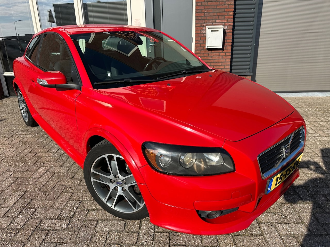 Volvo C30 - 2.0 Momentum / Airco / Dealer auto / NAP / Cruise / LM - AutoWereld.nl