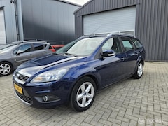 Ford Focus Wagon - 1.6 Comfort AIRCO/CRUISE/TREKHAAK APK 08/2027 VASTEPRIJS