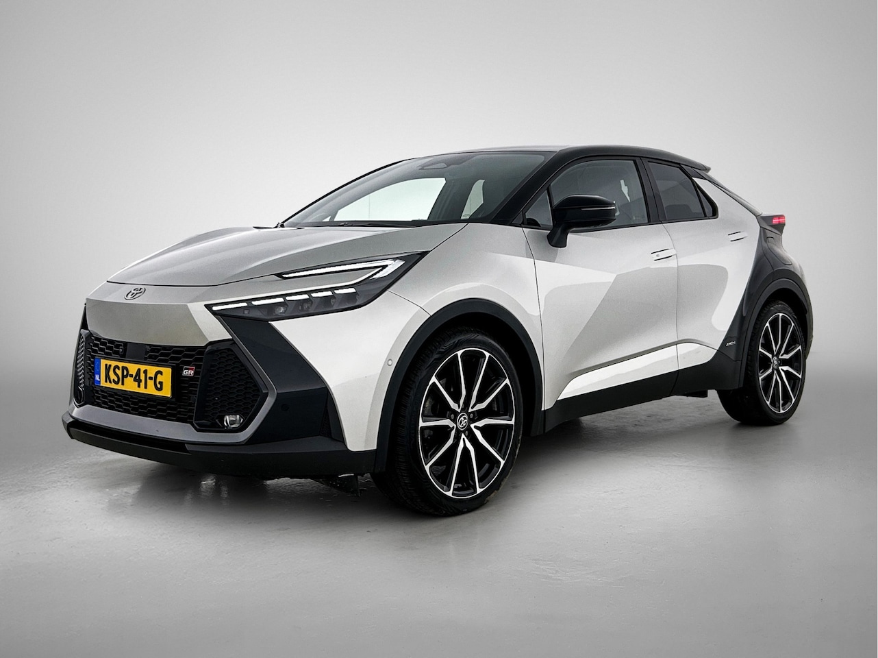 Toyota C-HR - 2.0 Hybrid 200 GR AWD-i PREMIERE EDITION - AutoWereld.nl