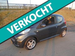 Peugeot 107 - 107 1.0 benzine 3 deurs 114.000km
