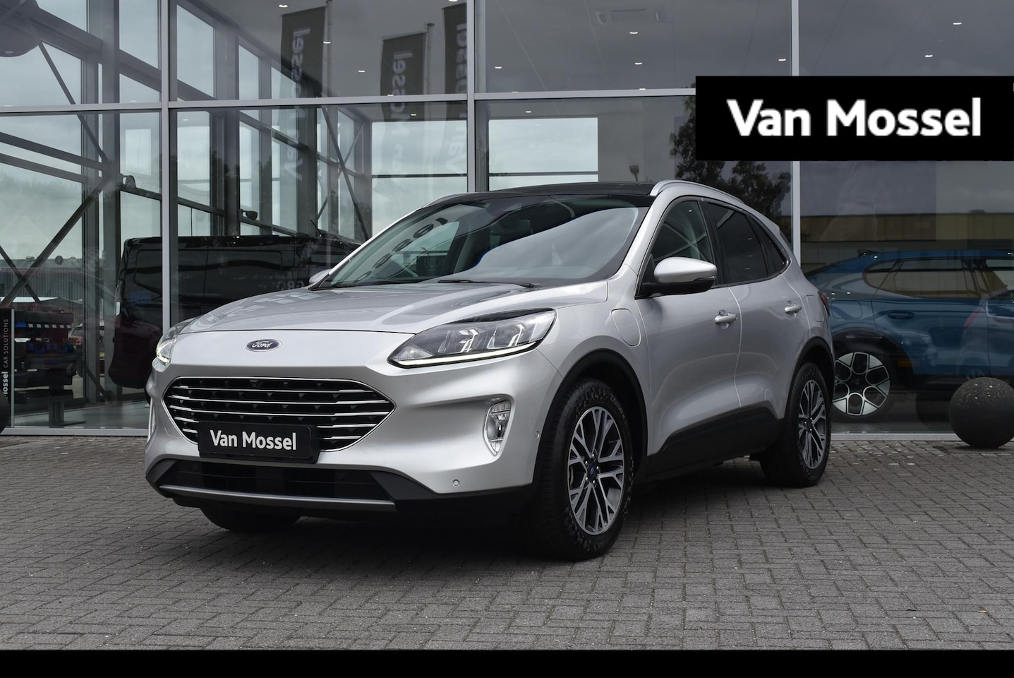 Ford Kuga - 2.5 PHEV Titanium X | Climate Control | Adaptive Cruise Control | Winterpack | Panoramadak - AutoWereld.nl