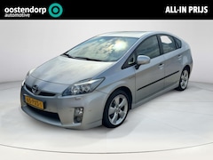 Toyota Prius - 1.8 Dynamic Business *NAVIGATIE/ PARKEERSENSOREN/ TREKHAAK/ HUD/ KEYLESS