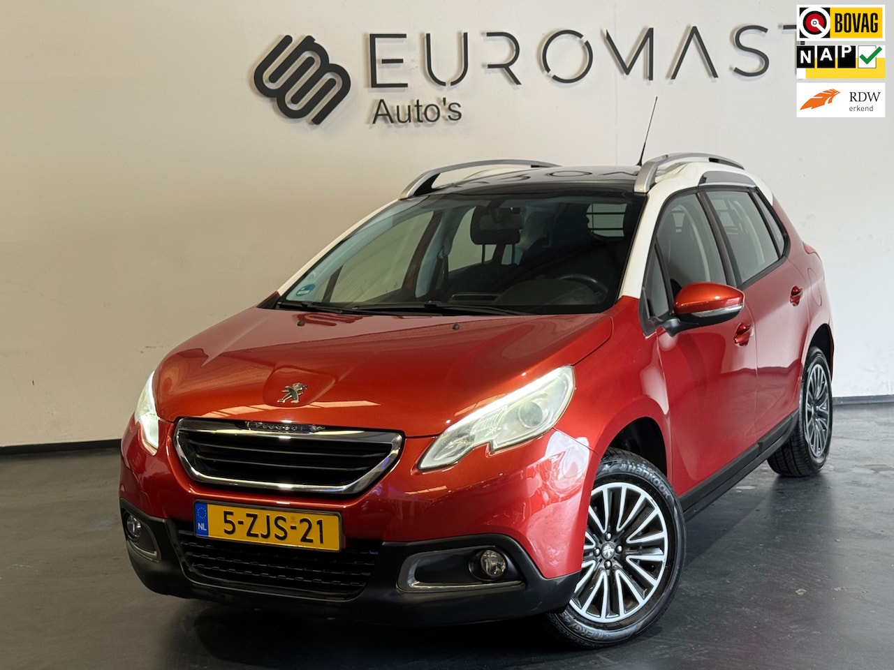 Peugeot 2008 - 1.2 PureTech Active Automaat Panoramadak Airco Nap Nieuwe Apk - AutoWereld.nl
