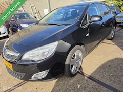 Opel Astra - 1.4 Turbo Edition