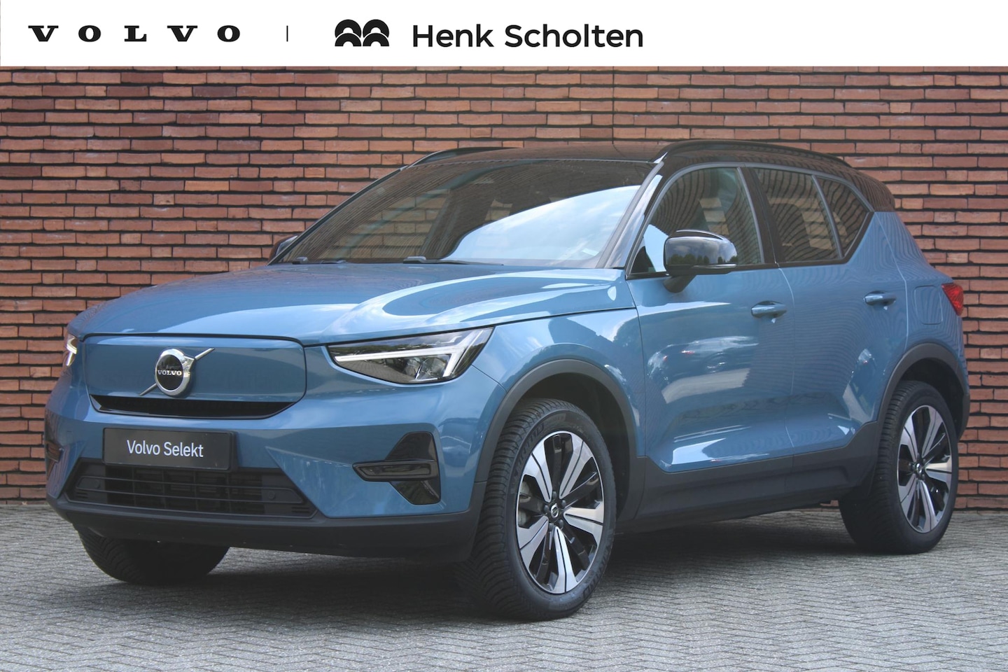 Volvo XC40 - Recharge Core 70 kWh | Parkeercamera | All-Season Banden | Apple Carplay | Cruise Control - AutoWereld.nl