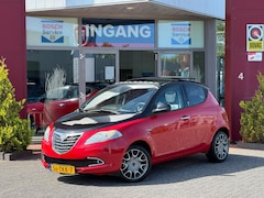 Lancia Y(psilon) - Ypsilon 0.9 TwinAir Platinum | Pano | Cruise | Airco